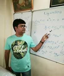 Khardikar Classes classroom photo 1